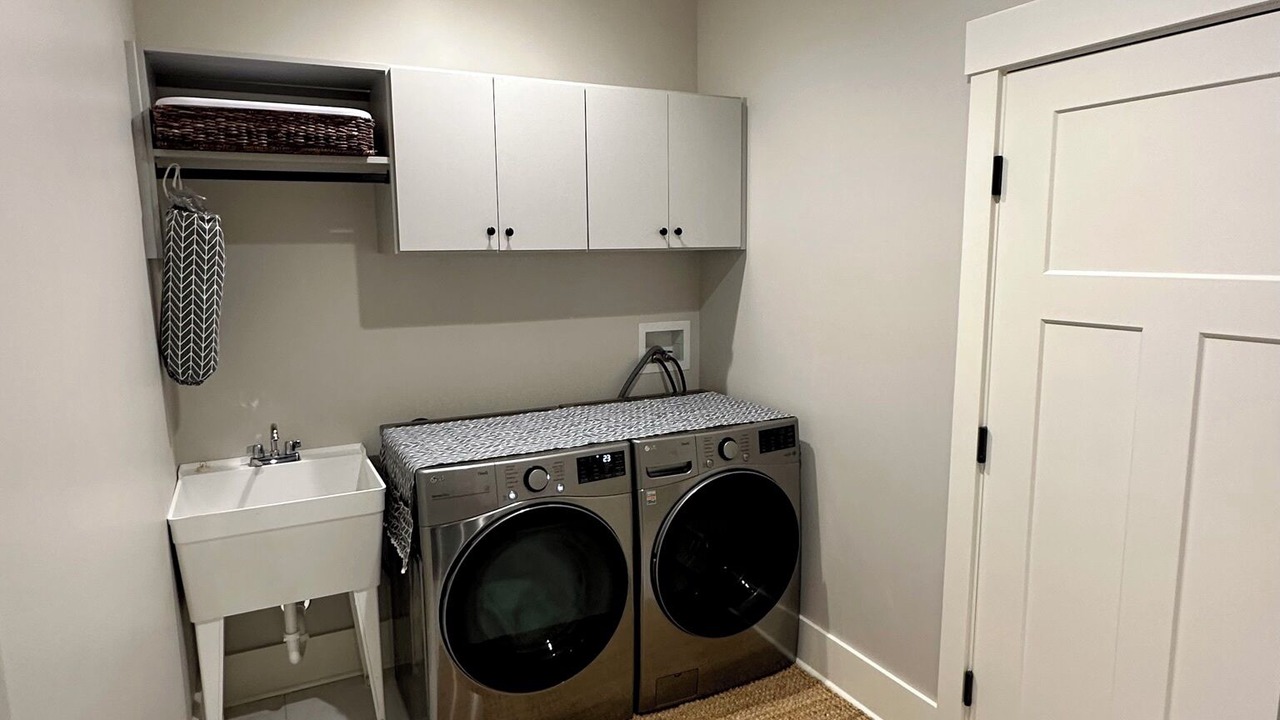 Photo of Bedroom in Cummings Cove