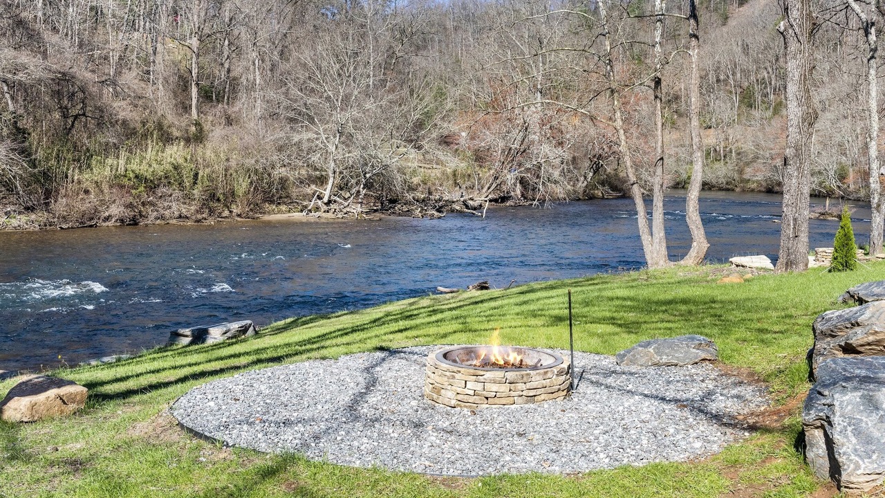 Photo of Outdoor in Cullowhee