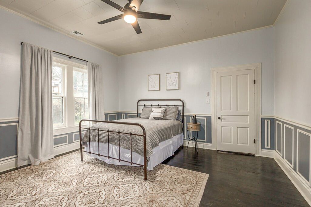 Photo of Bedroom in Old Fort