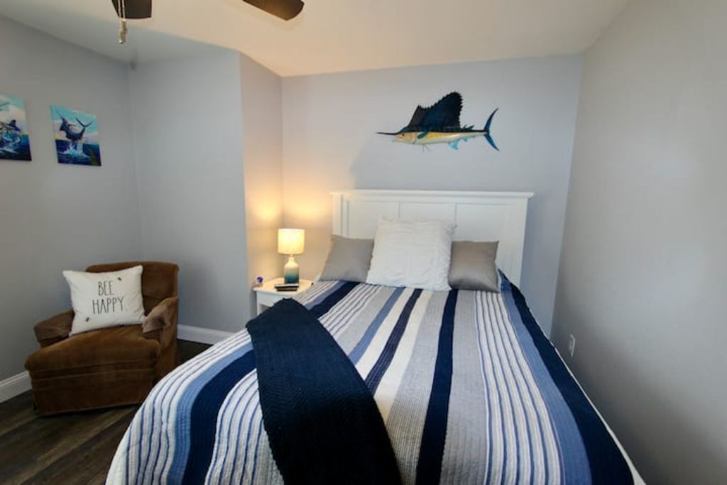 Photo of Bedroom in Colington