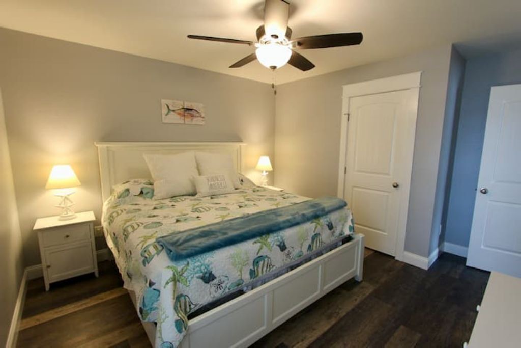 Photo of Bedroom in Colington