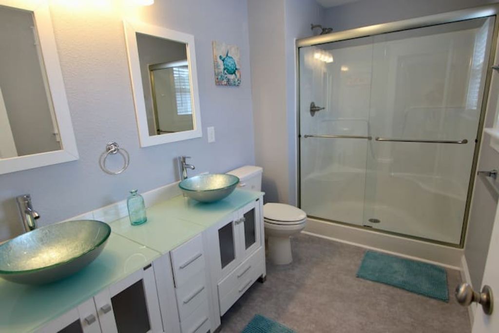 Photo of Bathroom in Colington