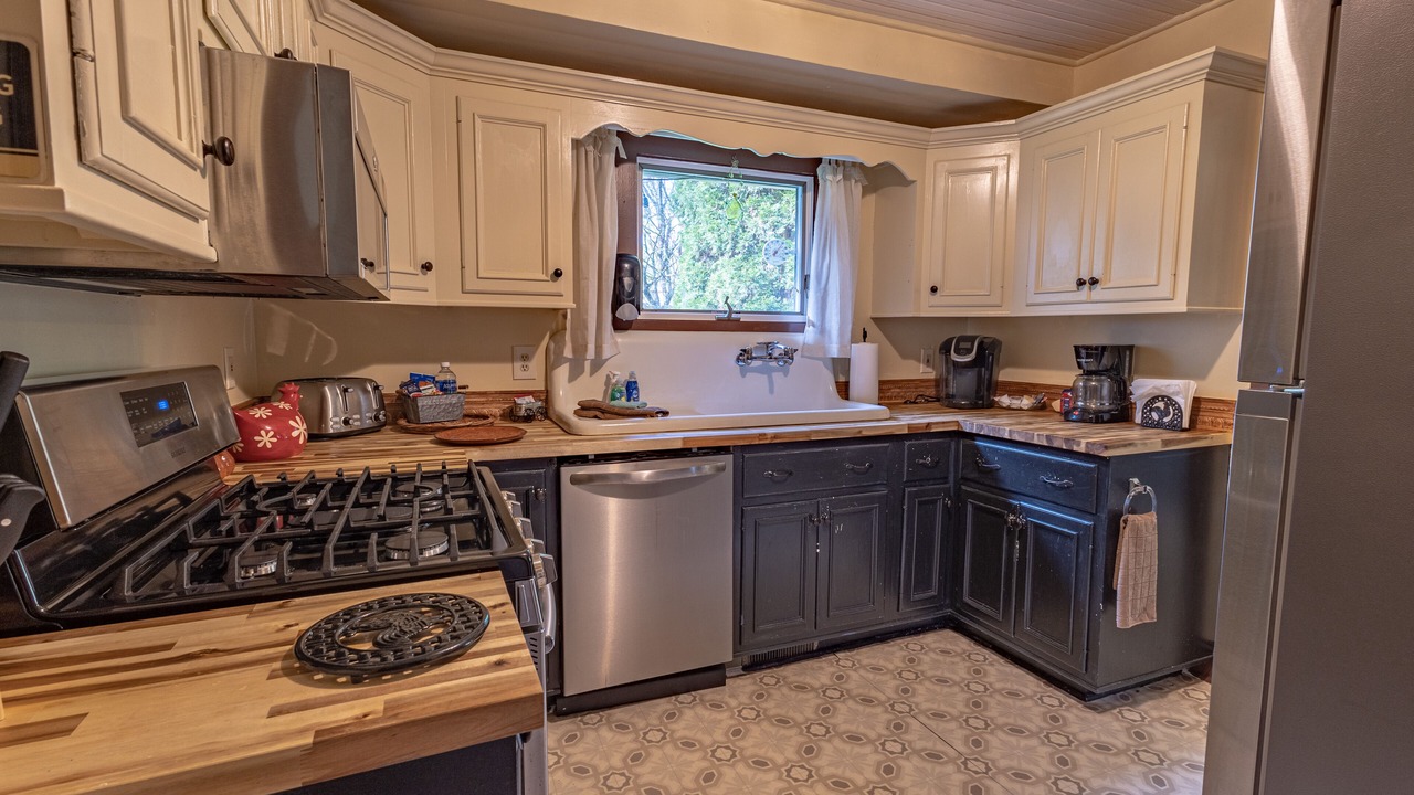 Photo of Kitchen in Mars Hill