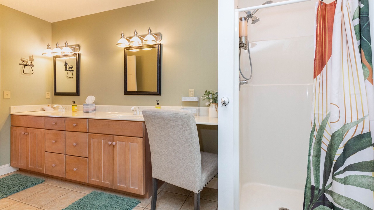 Photo of Bathroom in Valley Creek Run