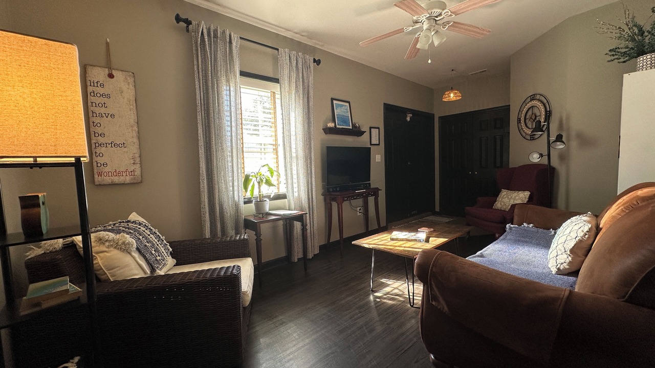 Photo of Livingroom in Northeast Raleigh