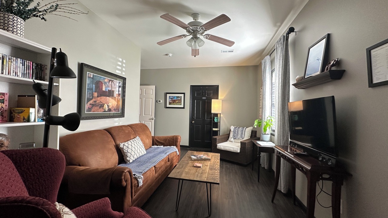 Photo of Livingroom in Northeast Raleigh