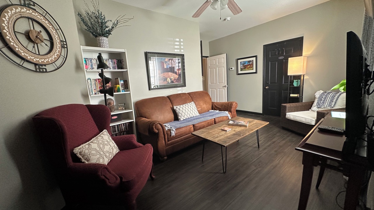 Photo of Livingroom in Northeast Raleigh