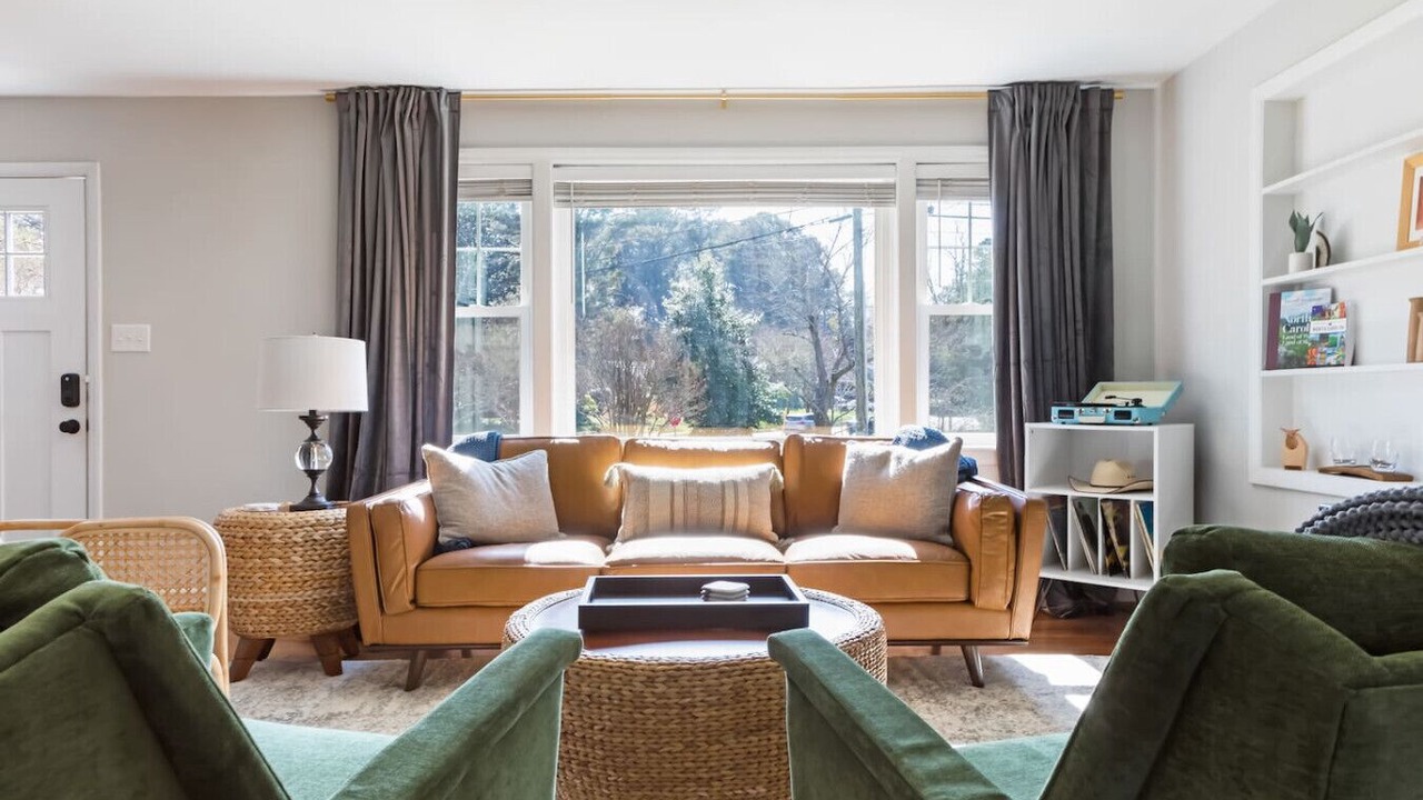 Photo of Livingroom in Ridgewood