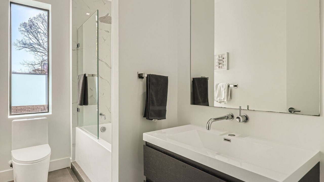 Photo of Bathroom in Wilmore