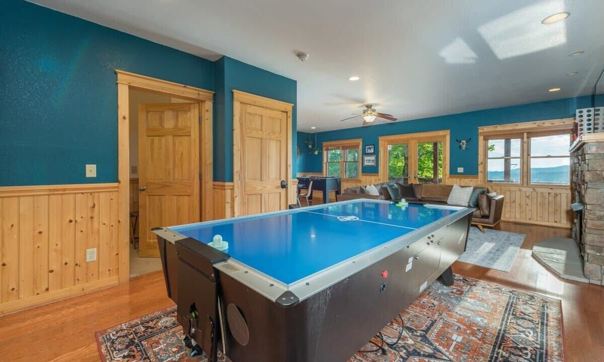 Photo of Bedroom in Wolf Laurel