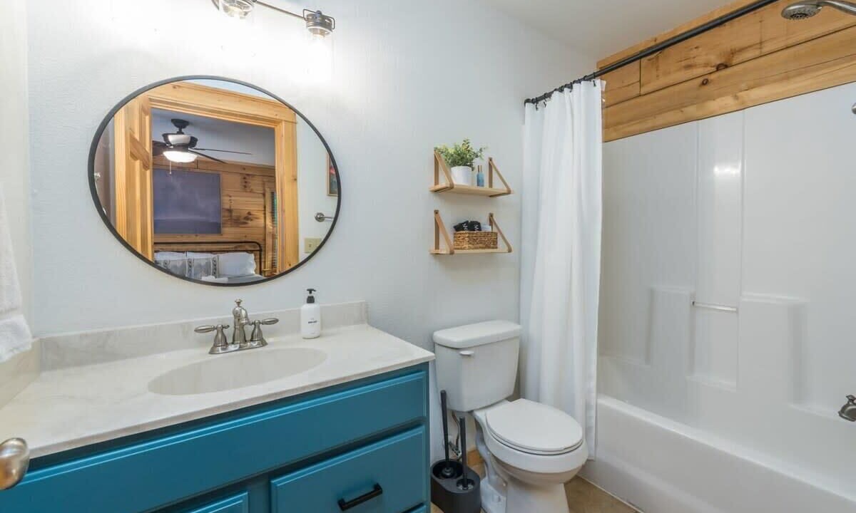 Photo of Bathroom in Wolf Laurel