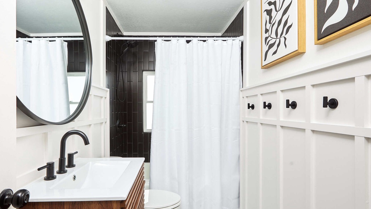 Photo of Bathroom in Marion