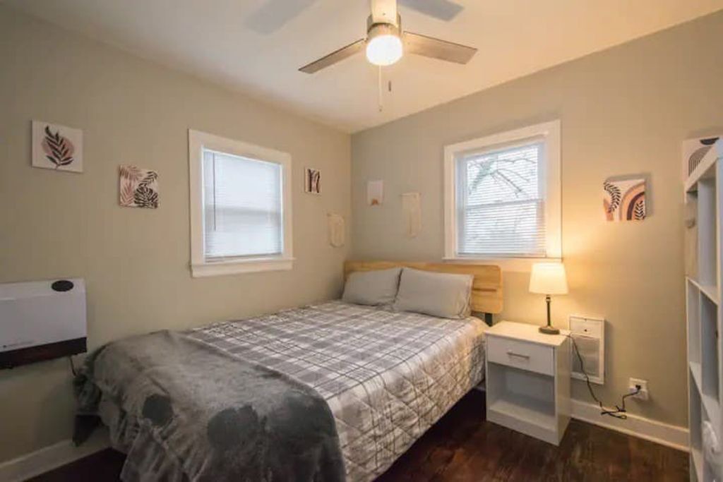 Photo of Bedroom in Hendersonville