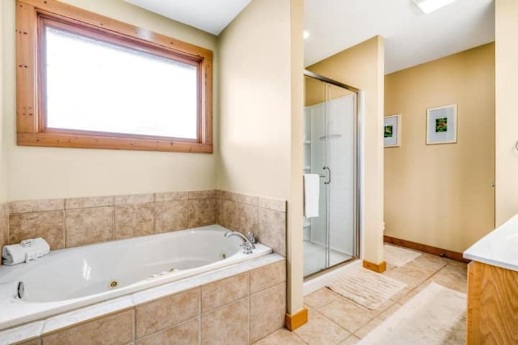 Photo of Bathroom in Charter Hills