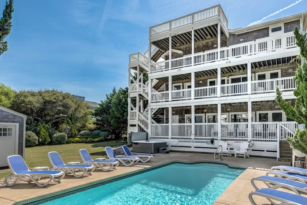 Photo of Outdoor in Corolla Light