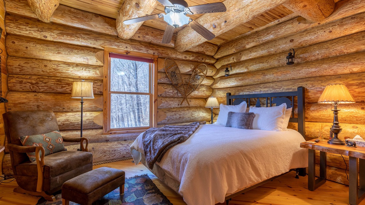 Photo of Bedroom in Creston