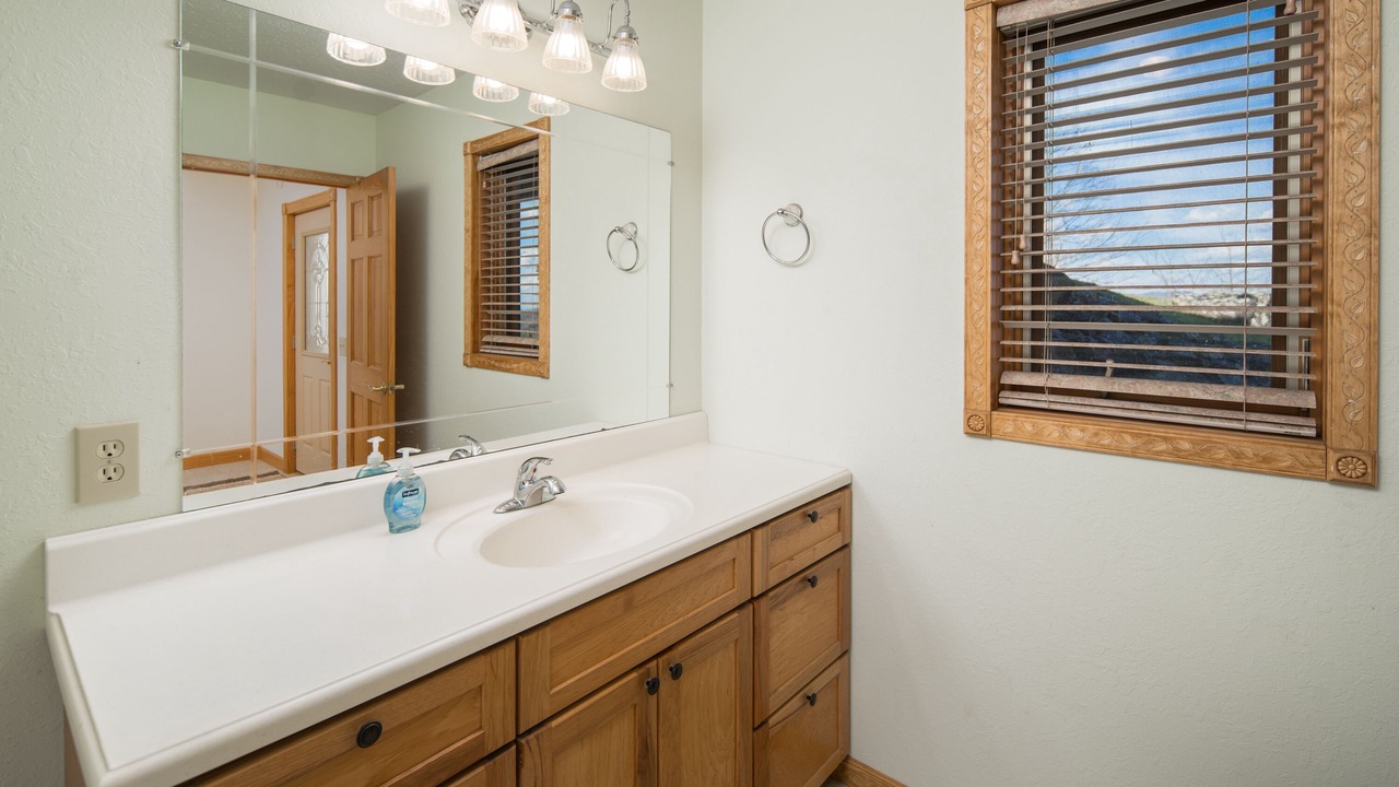 Photo of Bathroom in Frank