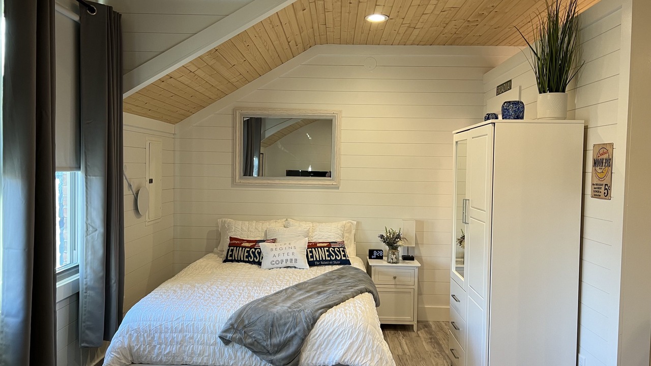Photo of Bedroom in Pleasant View