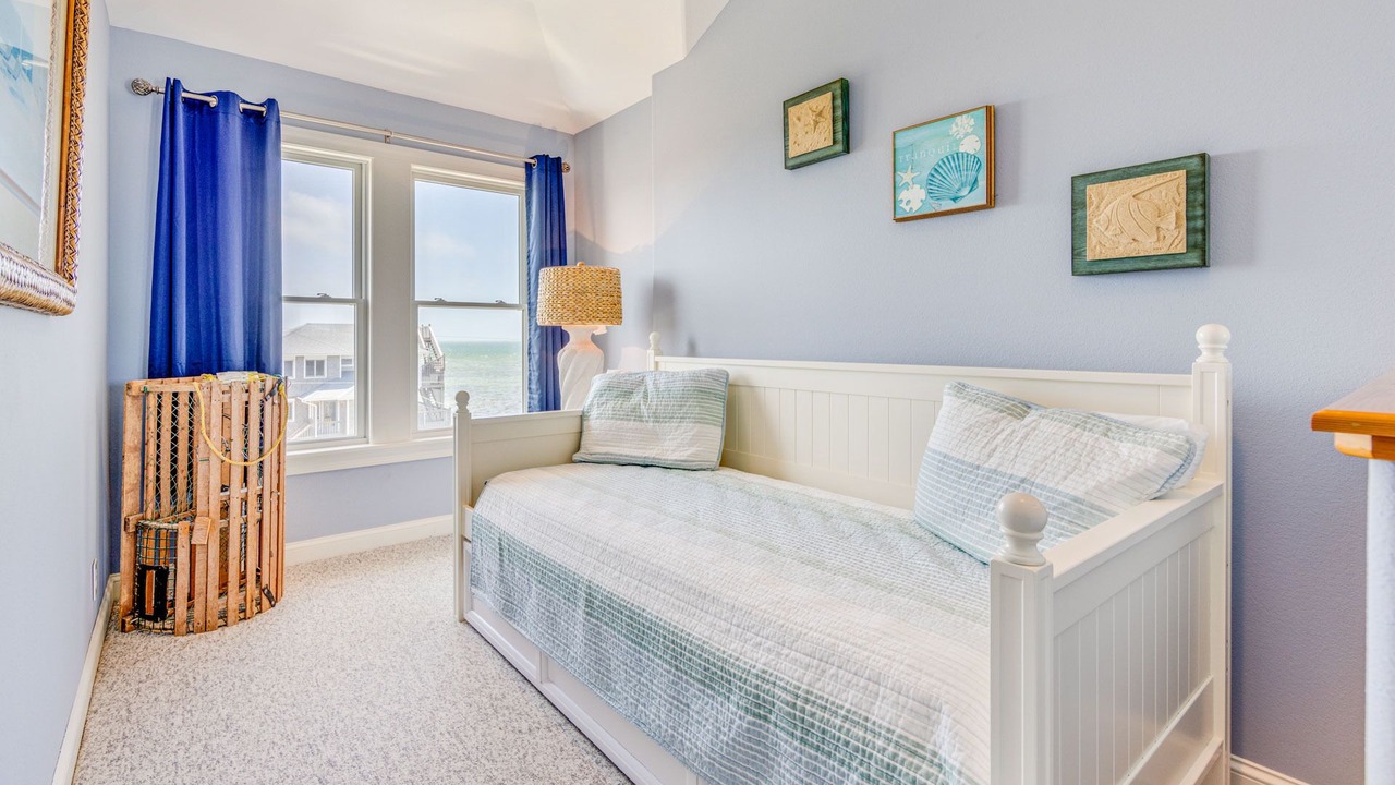 Photo of Bedroom in Brigands' Bay