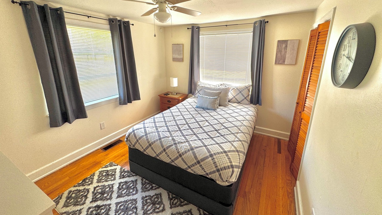 Photo of Bedroom in Franklinton