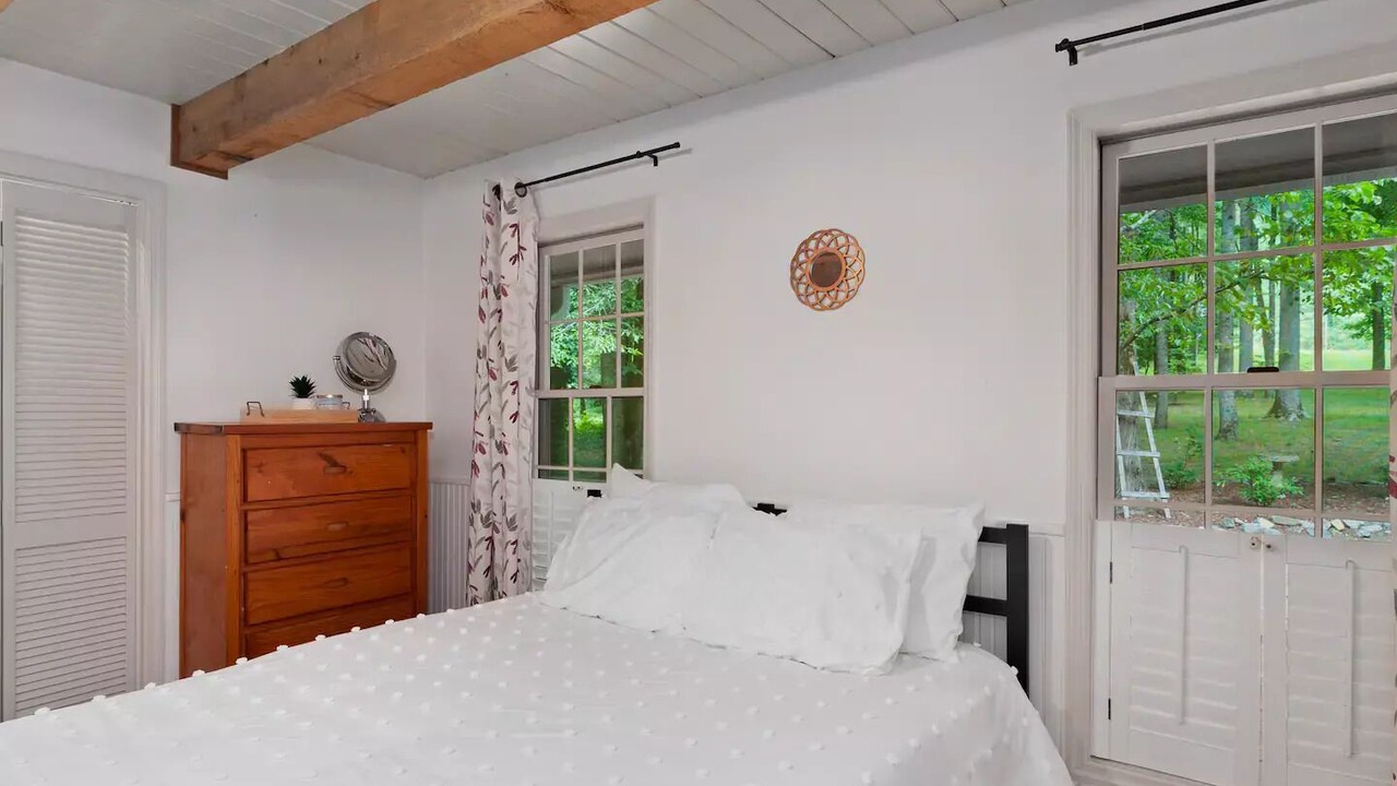 Photo of Bedroom in Lynn