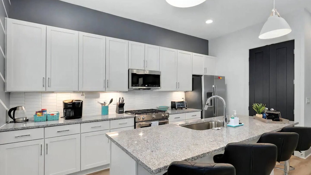 Photo of Kitchen in Talbot's Corner