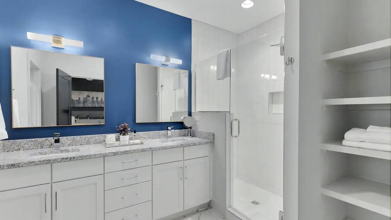 Photo of Bathroom in Talbot's Corner
