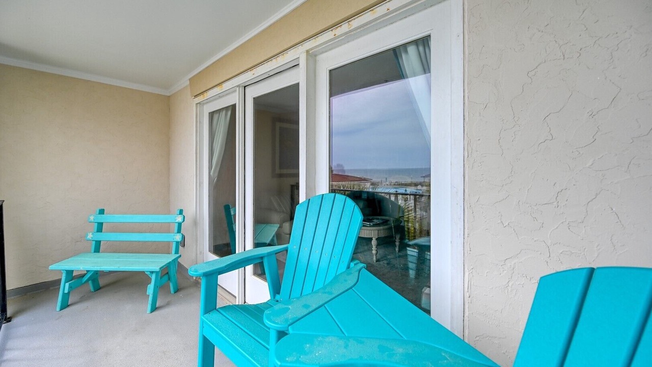 Photo of Patio Balcony in North Topsail Beach