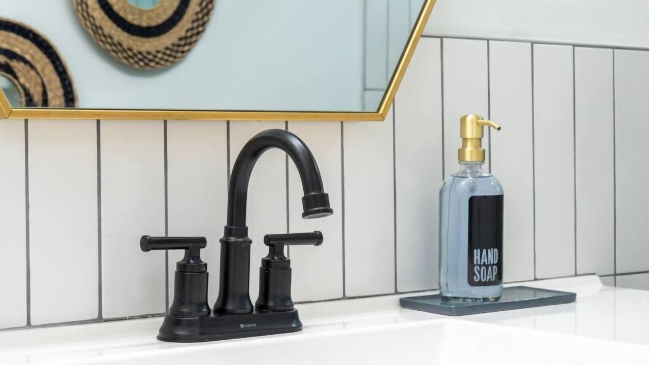 Photo of Bathroom in Melrose