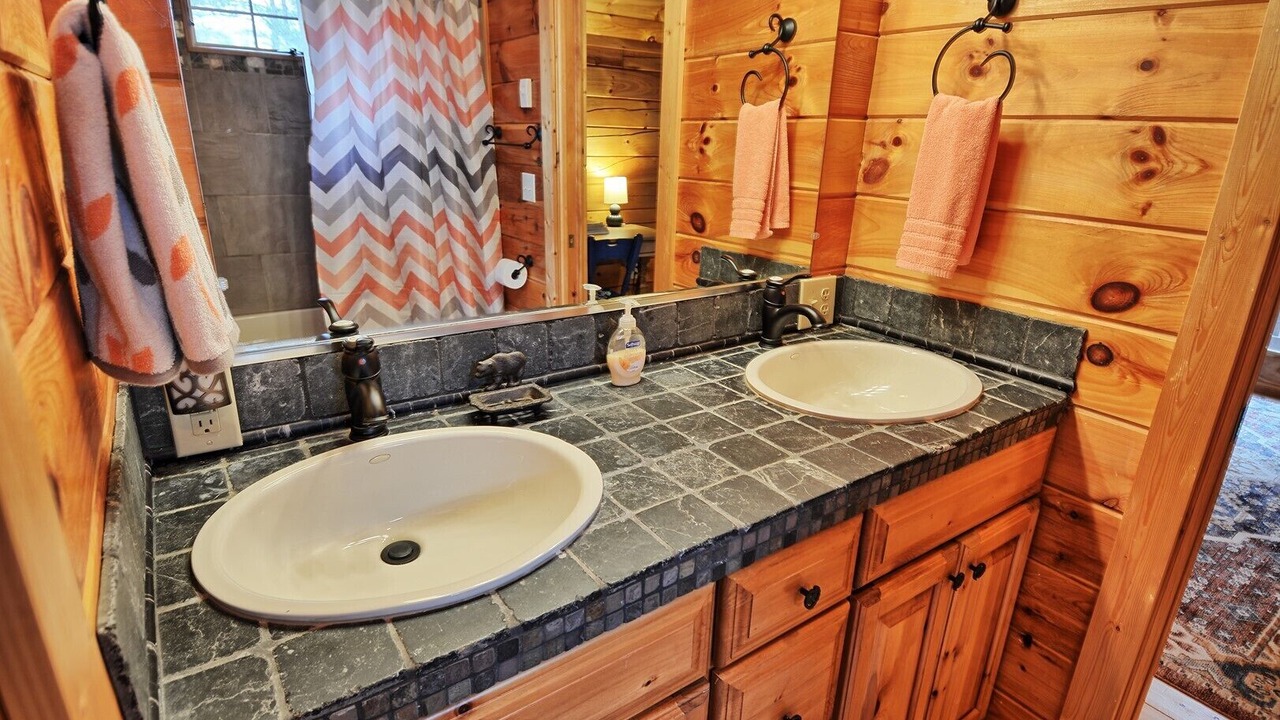 Photo of Bathroom in Laurel Springs