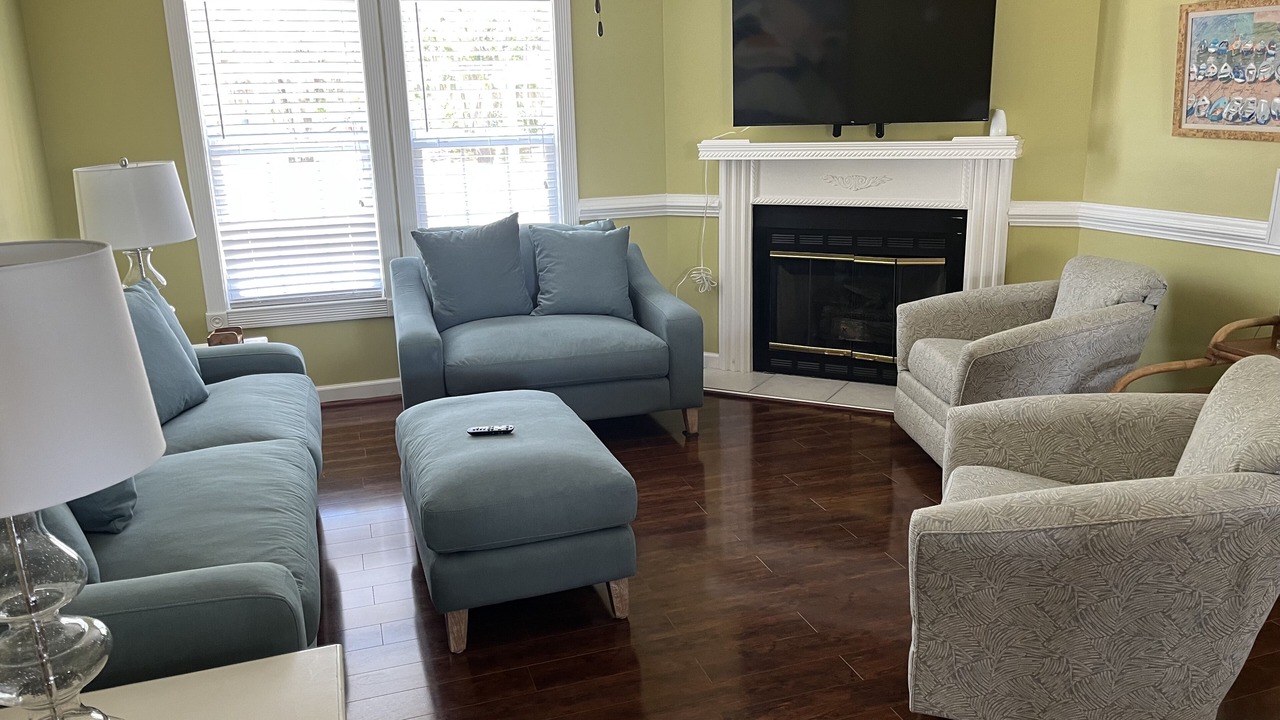 Photo of Livingroom in White Lake