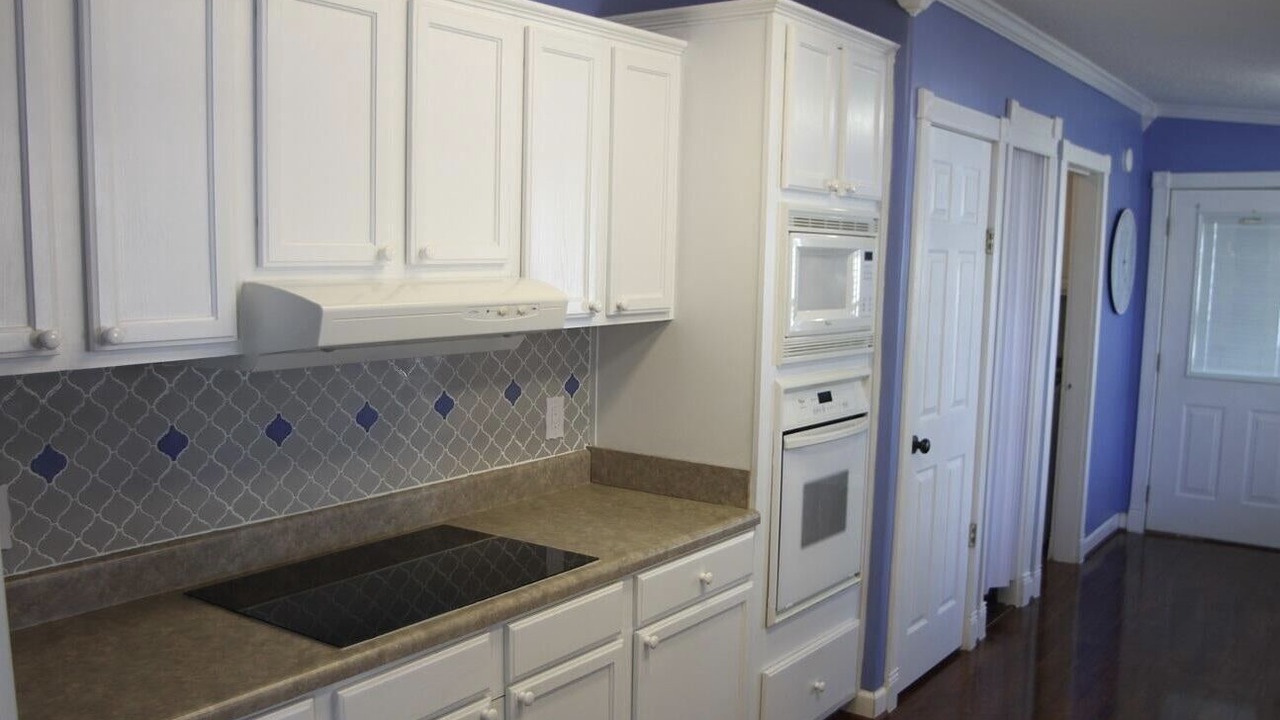 Photo of Kitchen in White Lake