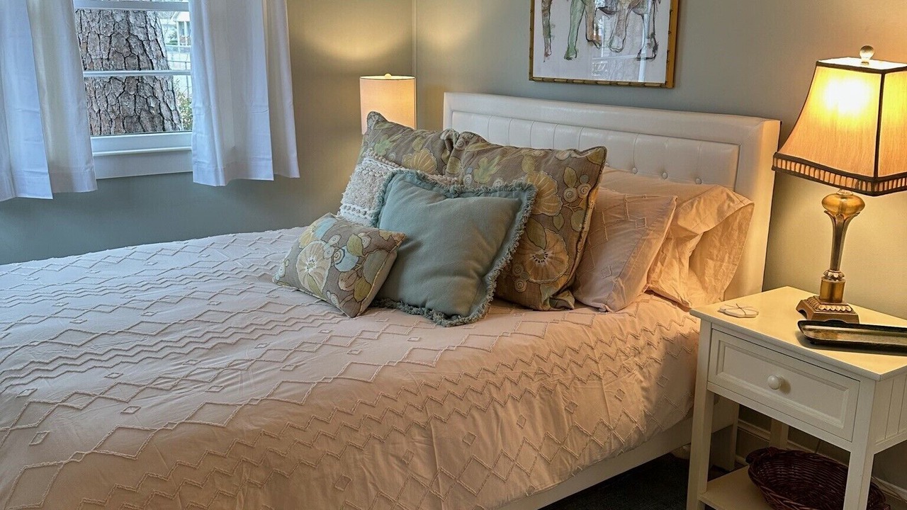 Photo of Bedroom in White Lake