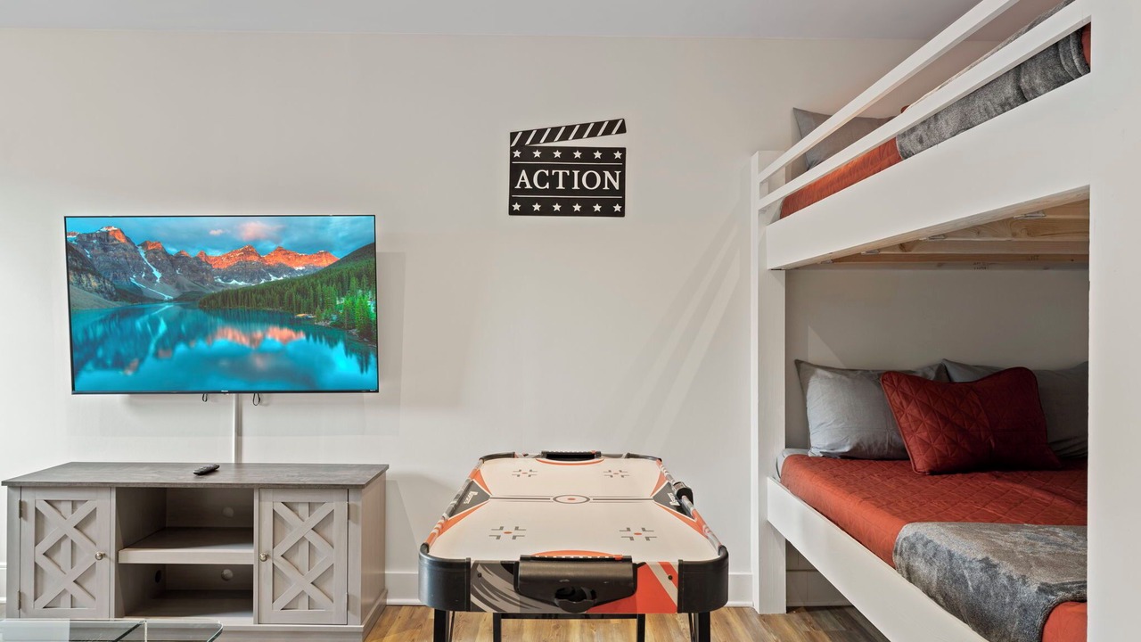 Photo of Bedroom in Valley Creek Run