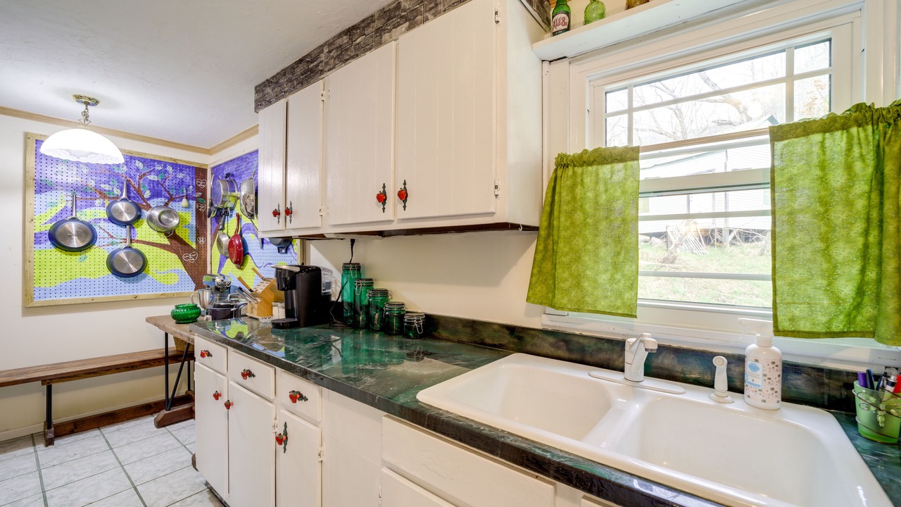 Photo of Kitchen in Clyde