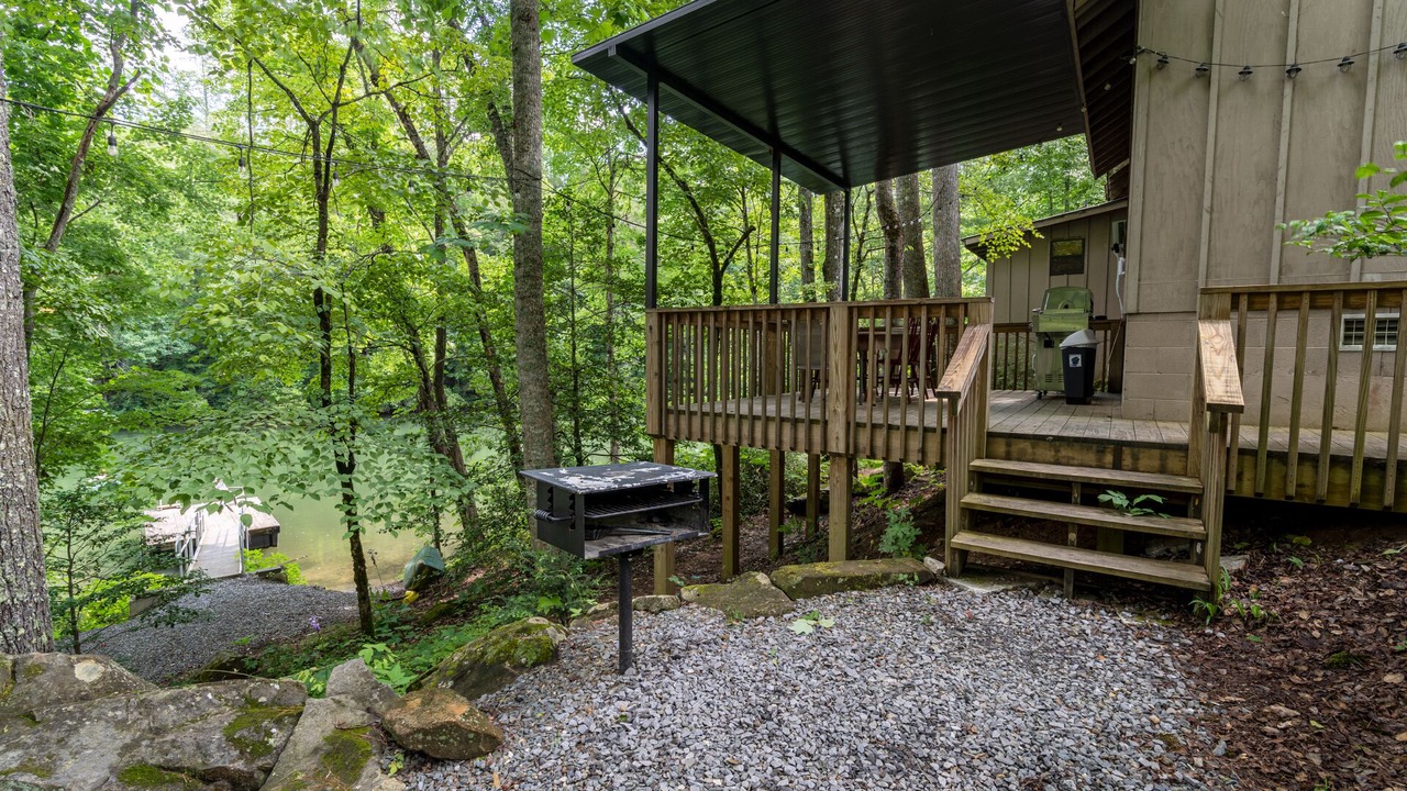 Photo of Patio Balcony in Robbinsville