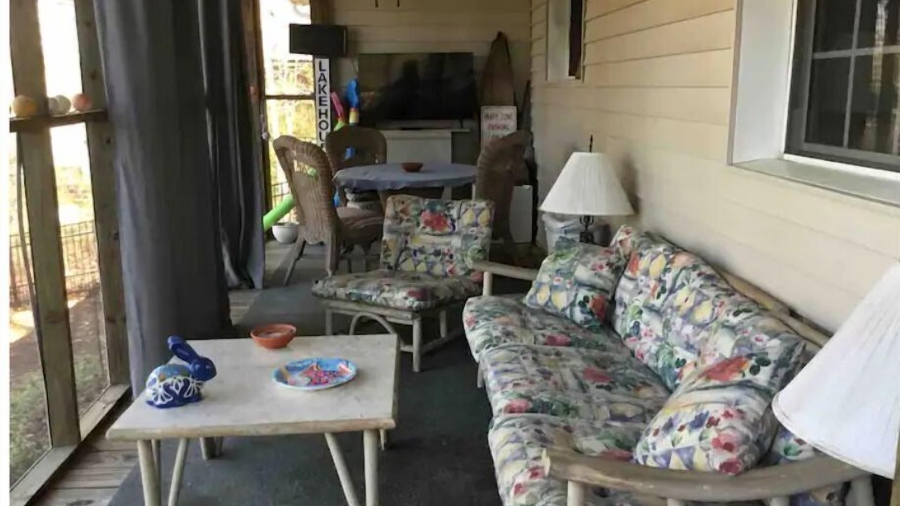 Photo of Outdoor in New London