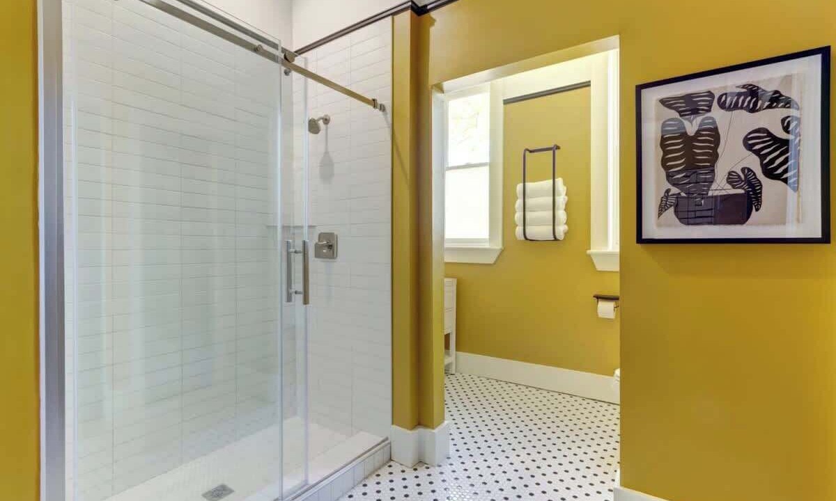 Photo of Bathroom in Old West Broad Neighborhood