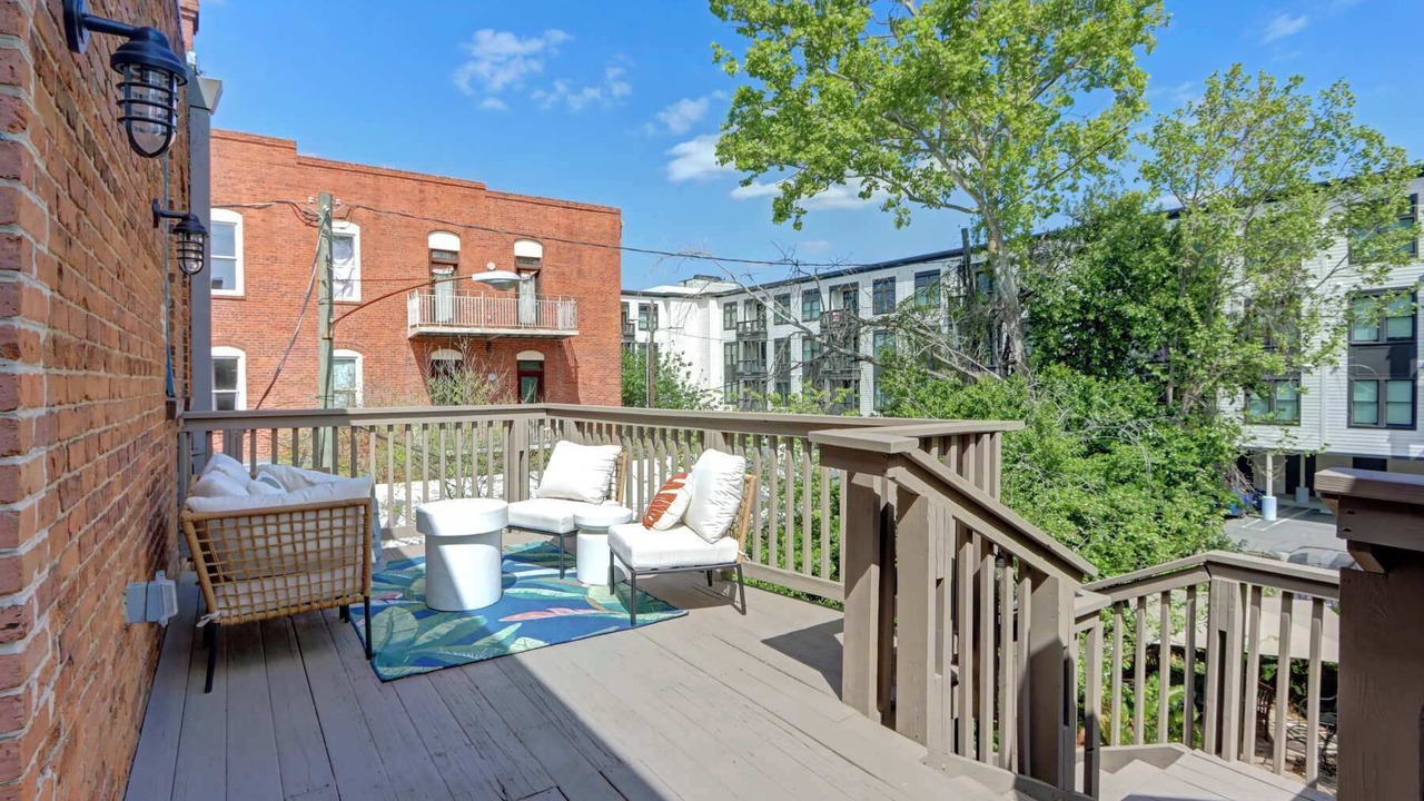Photo of Outdoor in Old West Broad Neighborhood