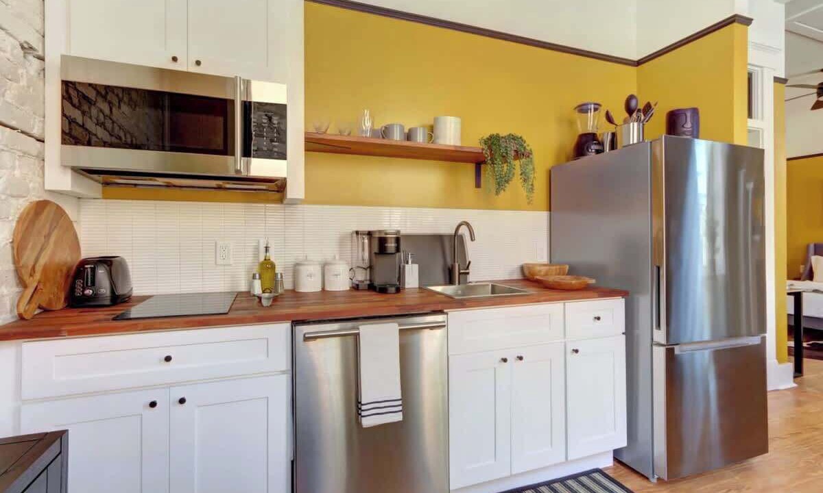 Photo of Kitchen in Old West Broad Neighborhood