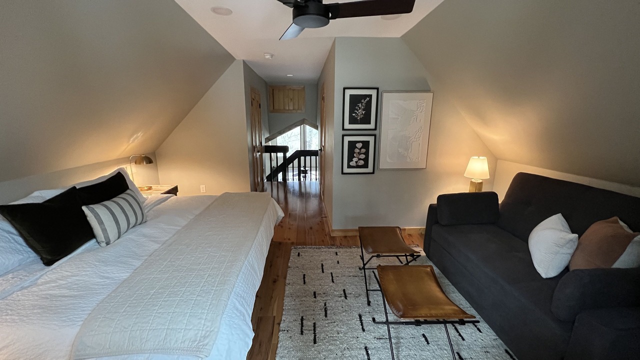 Photo of Bedroom in Frank