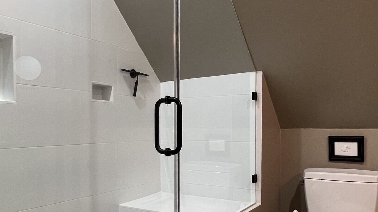 Photo of Bathroom in Frank