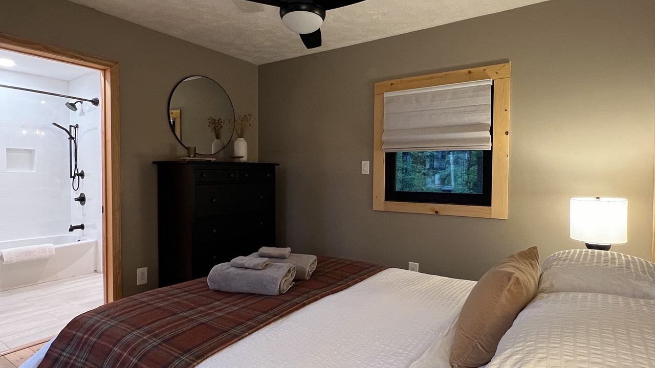 Photo of Bedroom in Frank