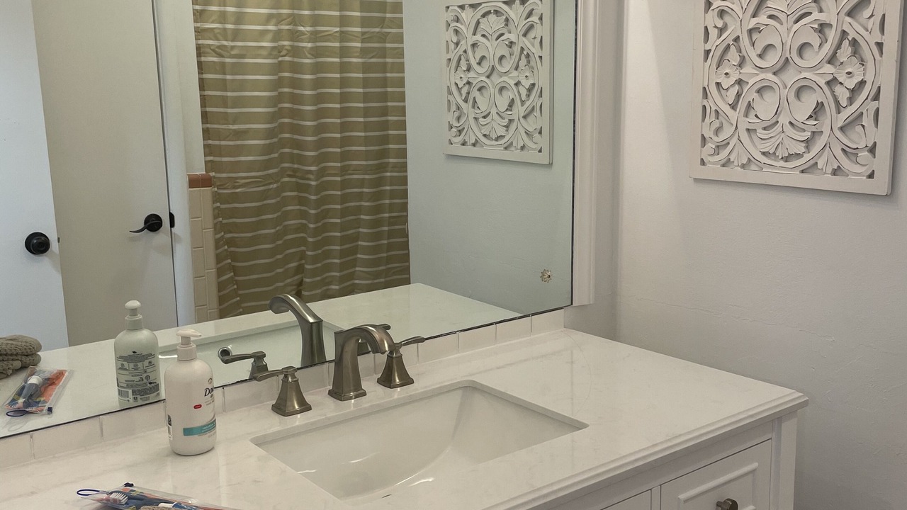 Photo of Bathroom in Hickory