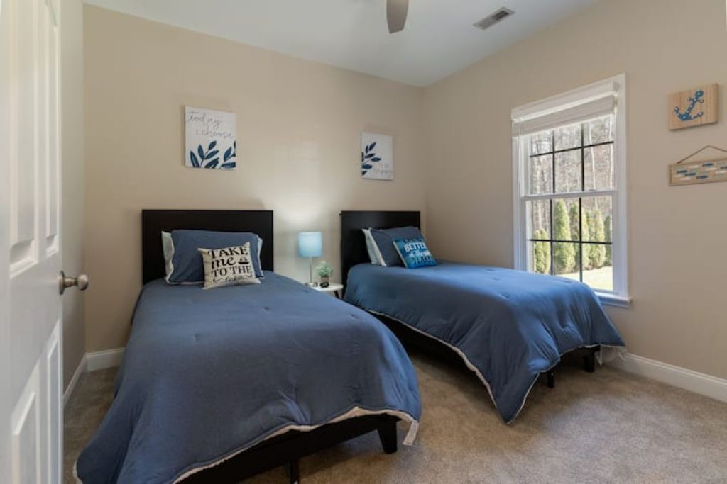 Photo of Bedroom in Barium Springs