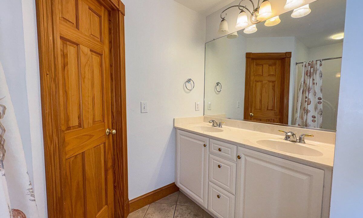Photo of Bathroom in Carolina Dunes