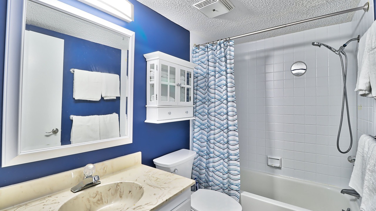 Photo of Bathroom in Ash