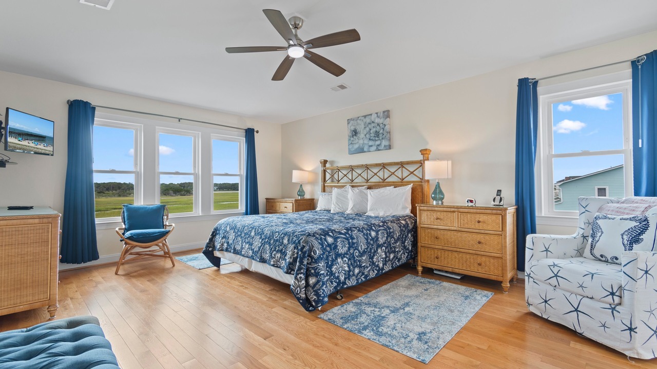 Photo of Bedroom in Holden Beach