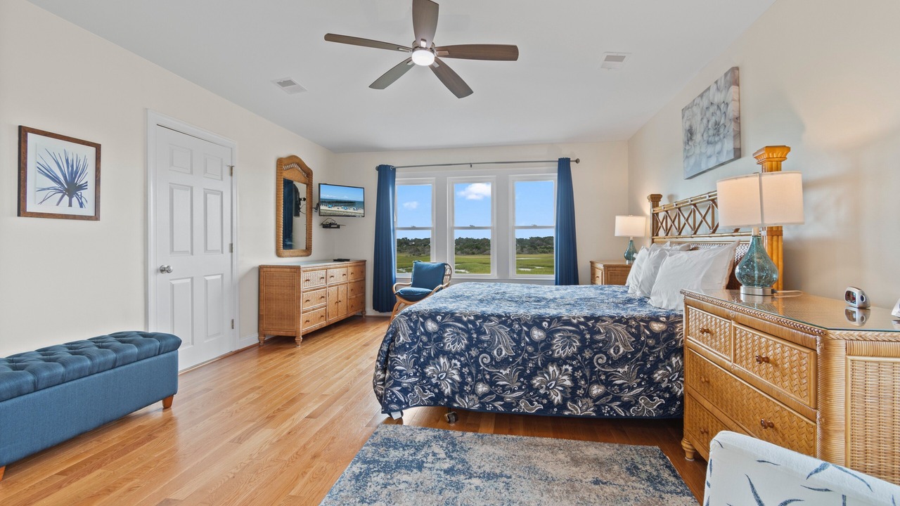 Photo of Bedroom in Holden Beach