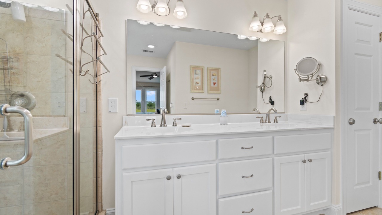 Photo of Bathroom in Holden Beach
